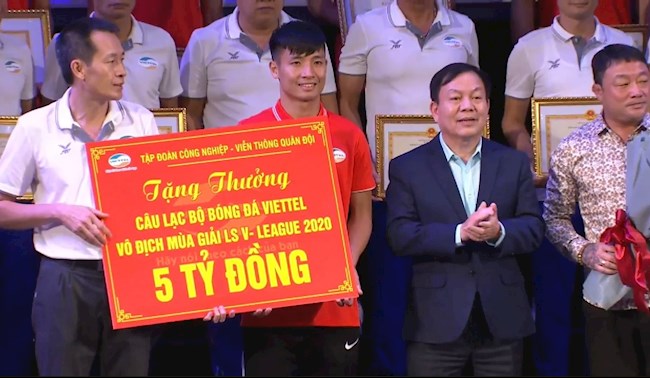 CLB-Viettel-duoc-thuong-5-ty-dong-sau-chuc-vo-dich-V-League-2020 