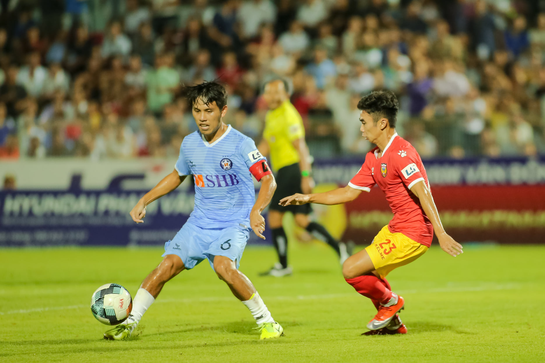 vleague-ket-qua-bong-da-shb-da-nang-vs-hl-ha-tinh-vong-3