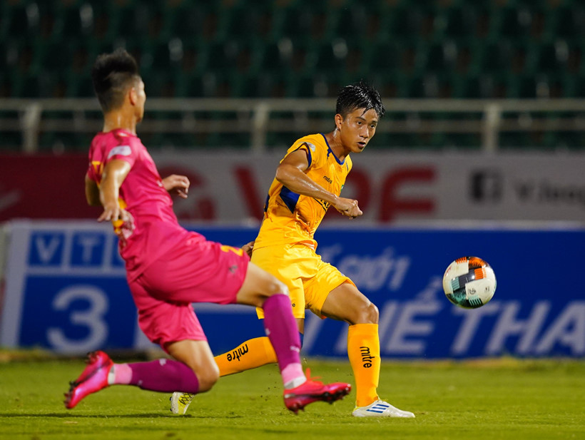 Phan Van Duc's goal is to perform well at SLNA to be coached by coach Park Hang Seo to the Vietnam national team