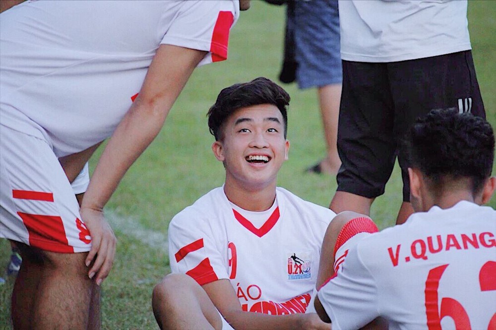 Tran Danh Trung playing for Viettel FC