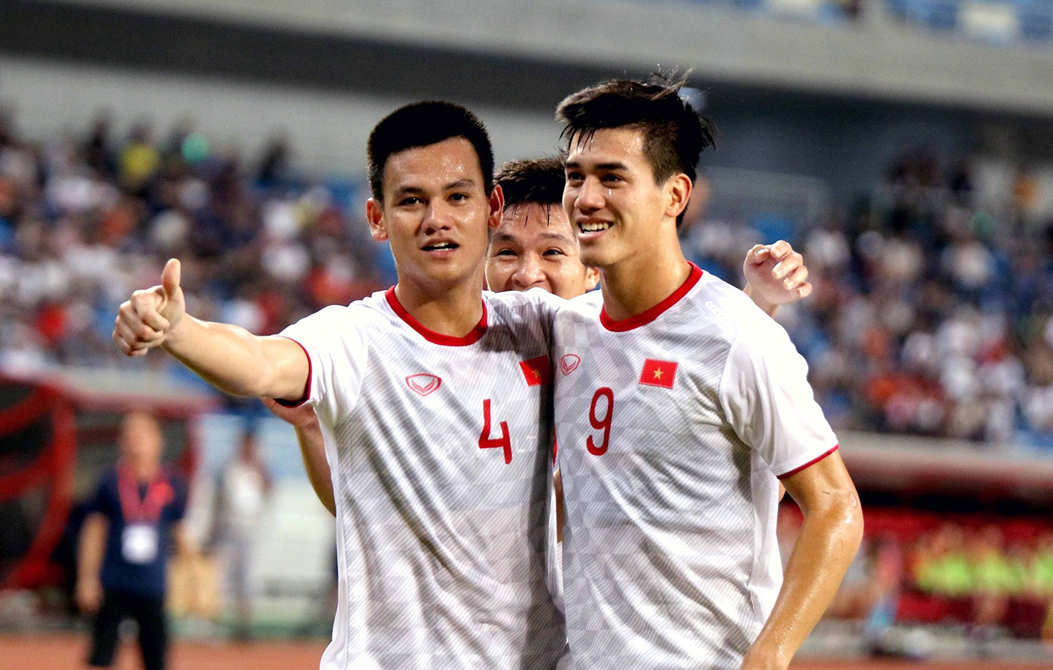 ho tan tai, tien linh, becamex binh duong, park hang seo, vietnam national team