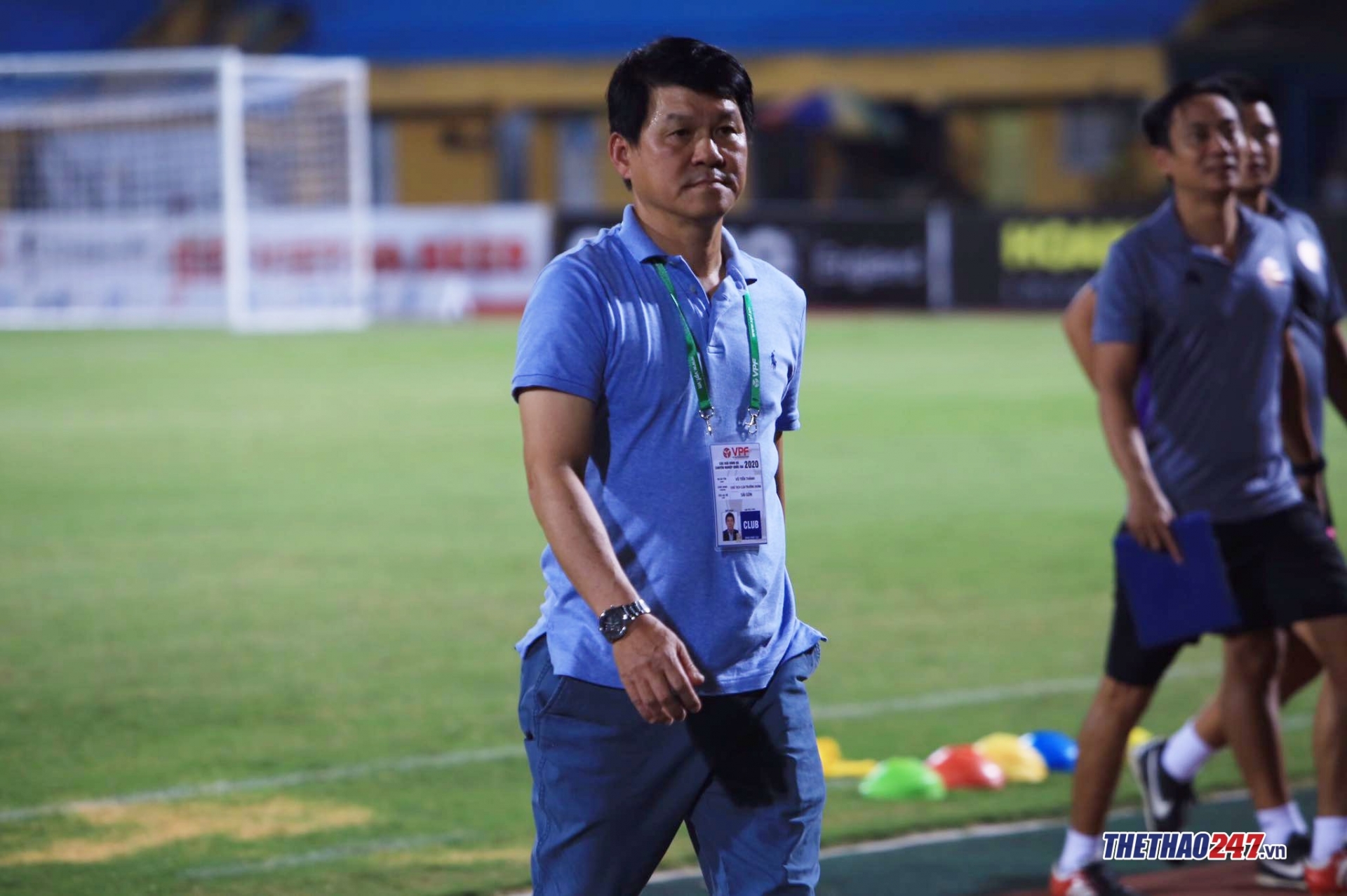 Coach Vu Tien Thanh calm after the game