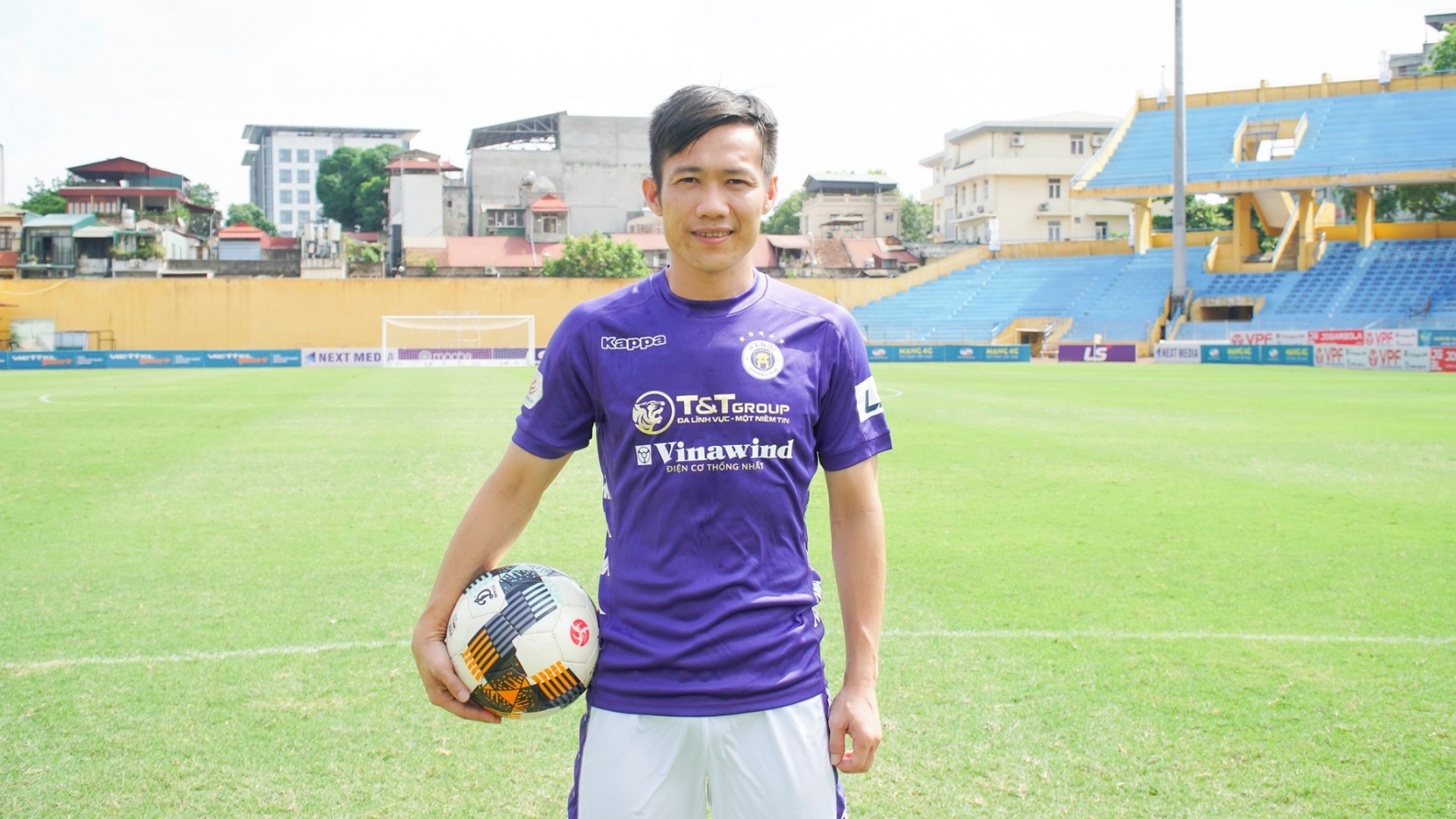 Tan Tai debuts in Hanoi FC.