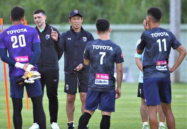 Coach Akira Nishino cannot return to Thailand in August