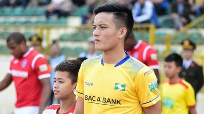 Hoang Van Khanh fully recovered from a ligament injury