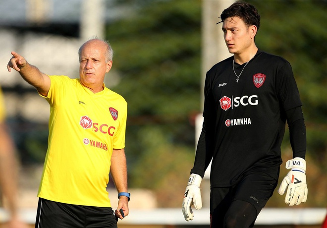 alexander gama, dang van lam, muangthong united, thai league