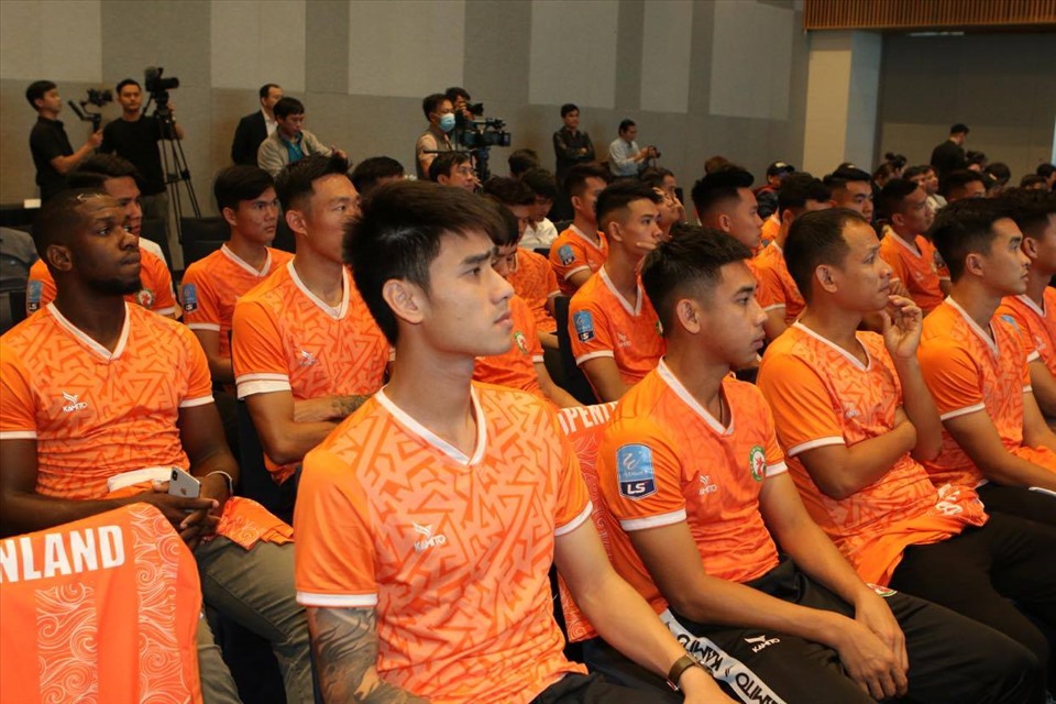 Binh-Dinh fc, hlv nguyen duc thang