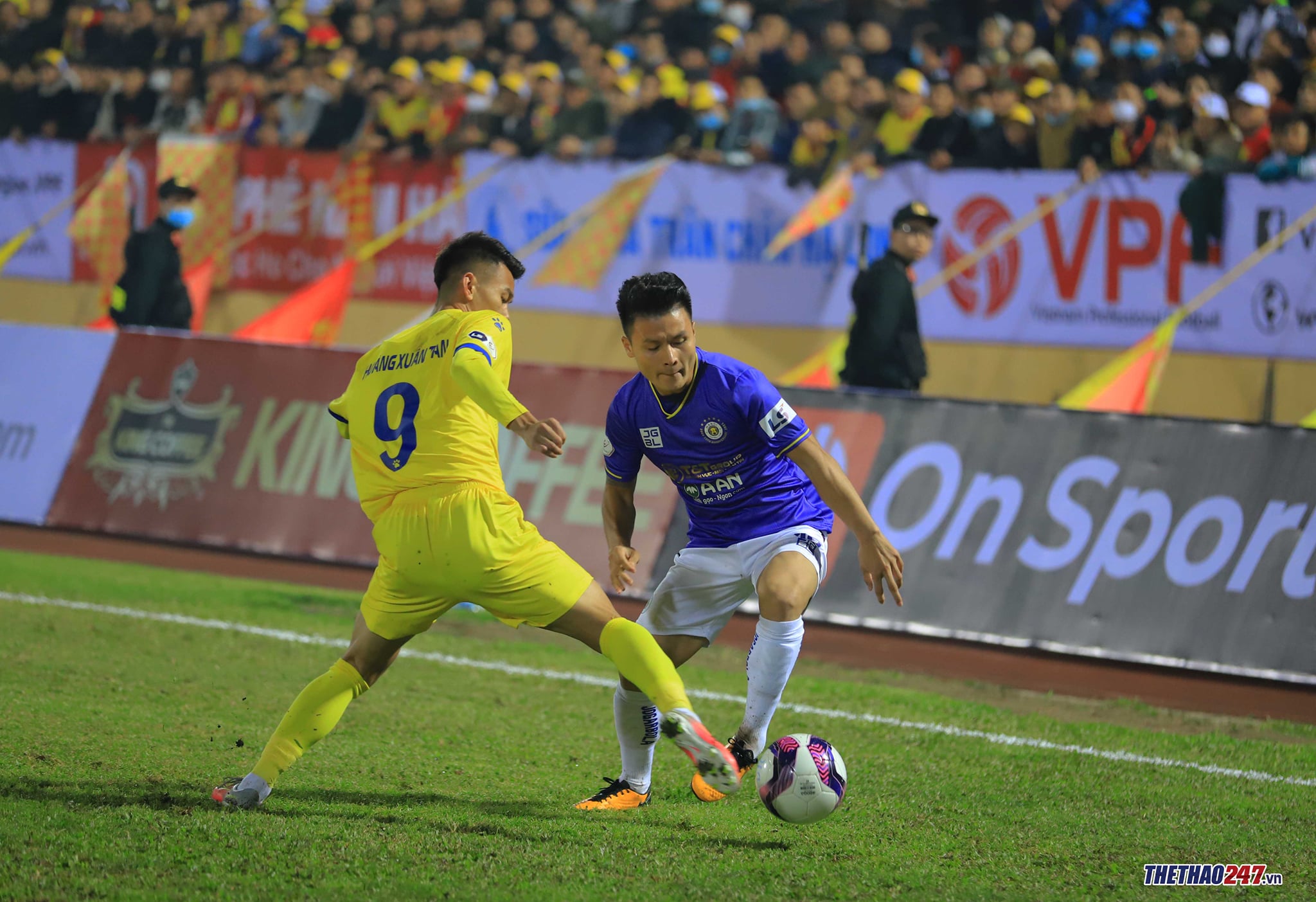 Hoang xuan tan, quang hai, v league 2021, ha noi fc vs nam dinh