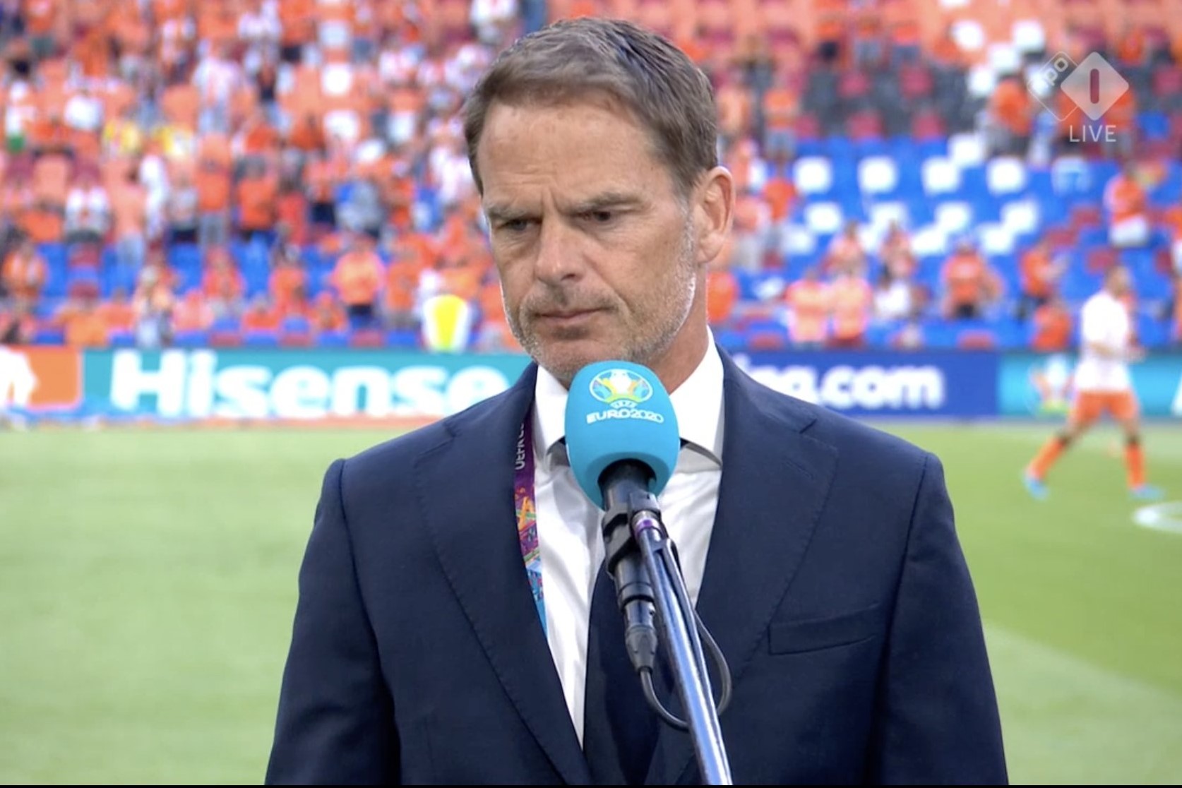 Frank De Boer tin tưởng vào khả năng của Memphis Depay