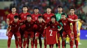 CẢM ĐỘNG: Lê Văn Xuân được các đồng đội tri ân trong ngày U23 Việt Nam vô địch