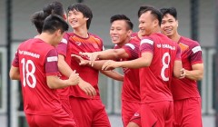 BLV Quang Huy: 'Nhiều tuyển thủ không thể đá cho CLB trong năm 2021'