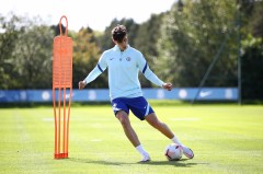 VIDEO: Tân binh Chelsea Kai Havertz tập tuyện buổi đầu tiên với đồng đội