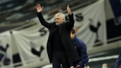 Jose Mourinho chê học trò yếu tâm lí sau trận hòa bạc nhược