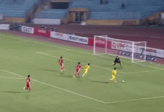 VIDEO: Văn Toàn kiến tạo, Văn Thanh sút tung lưới Viettel giúp HAGL dẫn trước 3-0