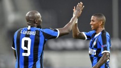 Chê Lukaku, Young và Sanchez, MU bị đem ra giễu trong ngày Inter vào chung kết