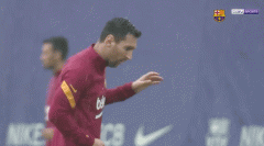 VIDEO: Koeman áp dụng kỷ luật thép, Messi và đồng đội Barca tập dưới mưa