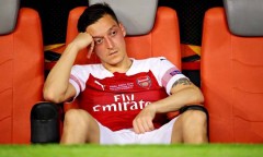 Bị HLV Mikel Arteta hất cẳng khỏi Arsenal, Mesut Ozil lên kế hoạch 'tự giải cứu' mình