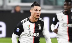 Ronaldo đang muốn tháo chạy khỏi Juventus chỉ sau 2 mùa giải gắn bó?