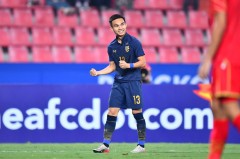 Vua phá lưới U23 châu Á về quê chăn bò khi bóng đá tạm nghỉ