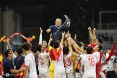 Thành công cùng bóng đá Việt Nam, HLV Park Hang-seo nhận vinh dự chưa từng có tại quê nhà