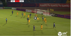 VIDEO: Sao U23 Việt Nam hóa 'Ramos Việt' sau 11 vòng đấu V-League 2020