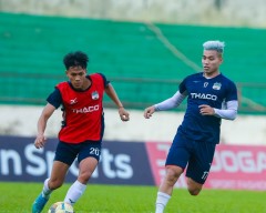 Văn Thanh 'trình làng' màu tóc mới lạ trước ngày V-League trở lại