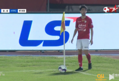 VIDEO: Lee Nguyễn phô diễn đẳng cấp thế giới trong ngày tái xuất V-League