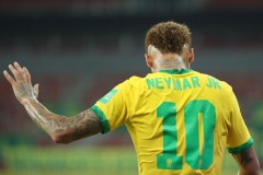 VIDEO: Neymar ghi bàn, kiến tạo, trượt penalty trong trận đấu với Ecuador