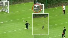 VIDEO: Thủ môn Kepa biến Werner và Morata thành trò hề khi trình diễn khả năng chơi chân cực đỉnh