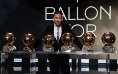 Không phải Cầu thủ hay nhất mùa của UEFA, CĐV không tin Messi đoạt QBV 2021