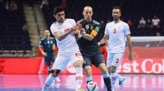 VIDEO: ĐT Futsal Iran và ĐT Argentinna 'tấu hài' trên sân, không ai muốn thắng