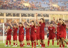 Nhìn lại hành trình 2021: Lịch sử bóng đá Việt Nam chưa bao giờ hào hùng và... buồn đến thế!