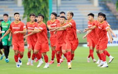 U23 Việt Nam công bố danh sách đấu Thái Lan, Singapore: 'Ông vua giải trẻ' xuất trận