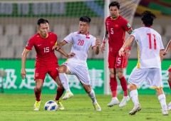 Sợ thua Việt Nam, HLV Trung Quốc mặc kệ quy định về hình xăm của các cầu thủ?