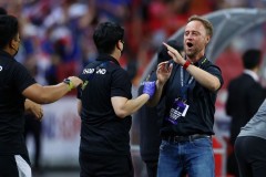 Vô địch AFF Cup, LĐBĐ Thái Lan vẫn chưa gia hạn hợp đồng với HLV Mano Polking
