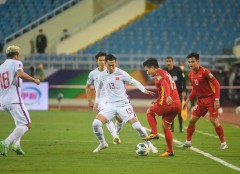 Báo Trung Quốc: 'Đội tuyển chúng ta thua là do phải mặc áo trắng khiến cầu thủ lạ lẫm'