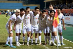 Thắng nhẹ nhàng Viettel, Hà Nội FC gửi lời chia tay ngọt ngào đến Quang Hải