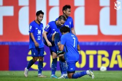 Đại diện Thái Lan và Malaysia tiếp tục gây ấn tượng, ngạo nghễ dẫn đầu bảng đấu có Hàn Quốc, Nhật Bản