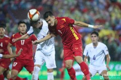 CĐV Đông Nam Á: 'Trận đấu không tình huống bóng chết nhưng trọng tài lại cho bù giờ hẳn 5 phút'