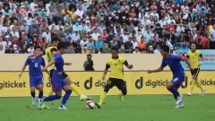 U23 Campuchia đôi công nghẹt thở với U23 Malaysia trong trận cầu 4 bàn thắng