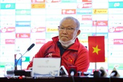 Trợ lý Lê Huy Khoa: 'Ông Park lấy chiến thắng làm mục tiêu tối thượng, thế trận không quan trọng'