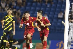 U19 Việt Nam lội ngược dòng vào Chung kết sớm, nhưng vẫn canh cánh khát khao đả bại 'Voi chiến'