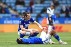VIDEO: Sao trẻ Leicester gãy chân sau pha triệt hạ của đối thủ