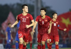 Báo Trung đưa tiền đạo ĐT Việt Nam vào danh sách 12 ngôi sao vòng loại World Cup