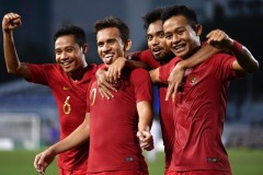 Sang tận châu Âu 'rèn quân' đấu Việt Nam, đội bóng Đông Nam Á bất ngờ 'từ bỏ' giấc mơ vô địch