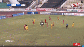 VIDEO: Trọng tài V.League tiếp tục sai lầm, bắt việt vị khó hiểu VIDEO: Trọng tài V.League tiếp tục sai lầm, bắt việt vị khó hiểu