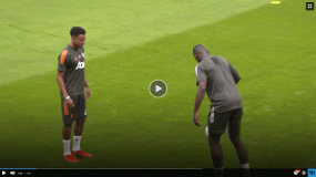 VIDEO: Dàn sao MU tập luyện trước trận bán kết Europa League VIDEO: Dàn sao MU tập luyện trước trận bán kết Europa League