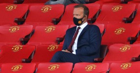 Bị Tottenham vùi dập, MU phải tăng cường an ninh tại nhà Ed Woodward Bị Tottenham vùi dập, MU phải tăng cường an ninh tại nhà Ed Woodward