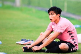 Trước thềm V.League, HLV trưởng Hà Nội FC báo tin không vui về Văn Hậu Trước thềm V.League, HLV trưởng Hà Nội FC báo tin không vui về Văn Hậu
