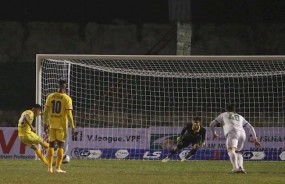 Highlights SLNA 1-1 Bình Định: Văn Đức giữ lại 1 điểm cho đội chủ nhà Highlights SLNA 1-1 Bình Định: Văn Đức giữ lại 1 điểm cho đội chủ nhà